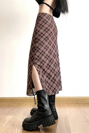 Stylish Work Outfits, Outfit Summer Ideas Plaid Midi Skirt