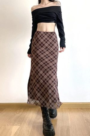 Stylish Work Outfits, Outfit Summer Ideas Plaid Midi Skirt