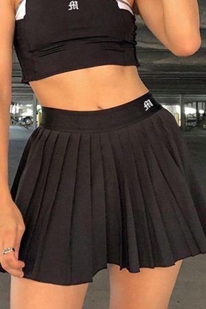Stylish Work Outfits, Outfit Summer Ideas Pleated Black Mini Tennis Skirt