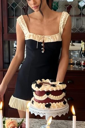 Stylish Work Outfits, Outfit Summer Ideas Pleated Hem Mini Dress