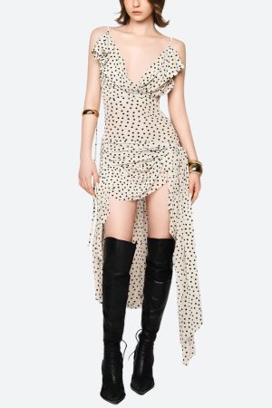 Stylish Work Outfits, Outfit Summer Ideas Polka Dot Mini Dress