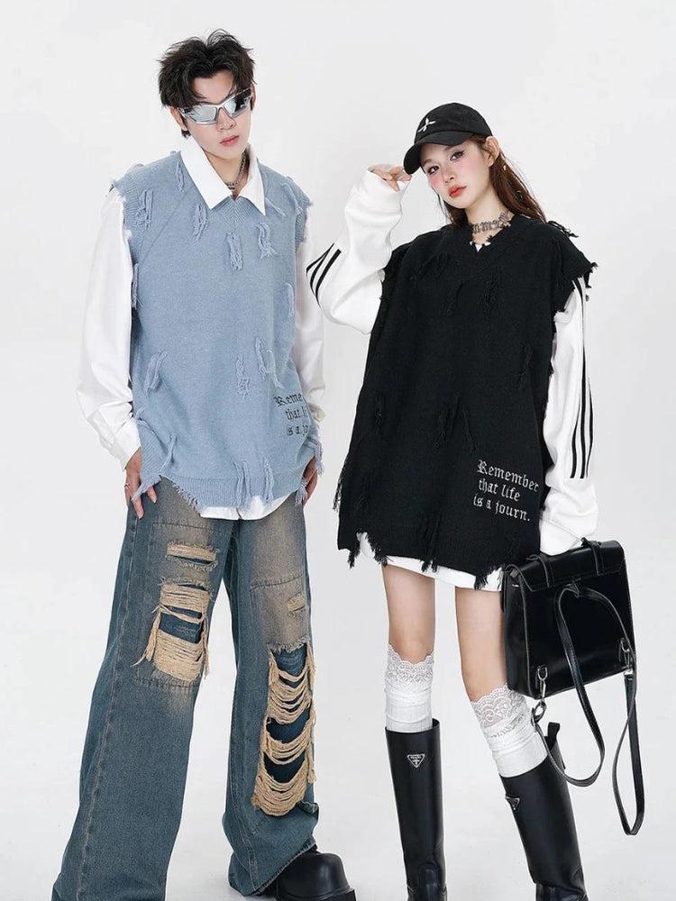 Stylish Work Outfits, Outfit Summer Ideas Ripped Tasseled Sweater Vest