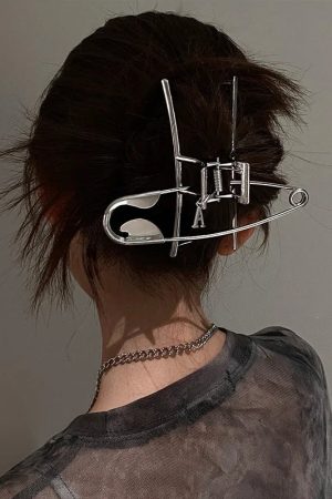 Stylish Work Outfits, Outfit Summer Ideas Safety Pin Hair Claw