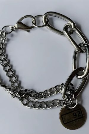 Stylish Work Outfits, Outfit Summer Ideas Silver Chain Bracelet