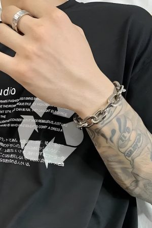 Stylish Work Outfits, Outfit Summer Ideas Silver Chain Bracelet