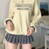 Stylish Work Outfits, Outfit Summer Ideas Soft Girl Amour Sweatshirt