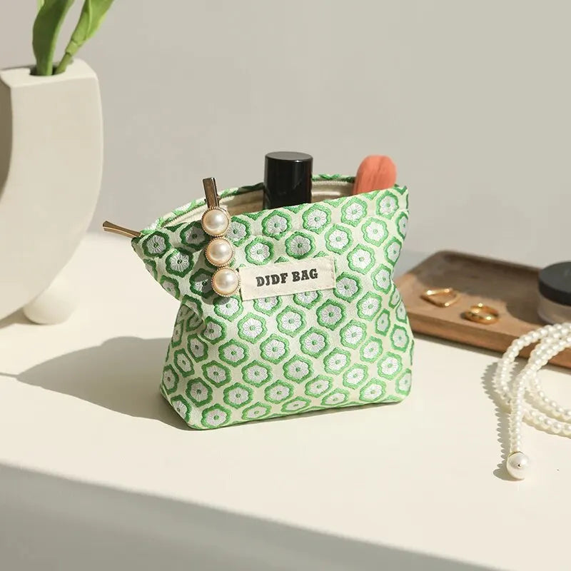 Stylish Work Outfits, Outfit Summer Ideas Soft Girl Floral Mini Makeup Bag Stylish Work Outfits, Outfit Summer Ideas Soft Girl Floral Mini Makeup Bag