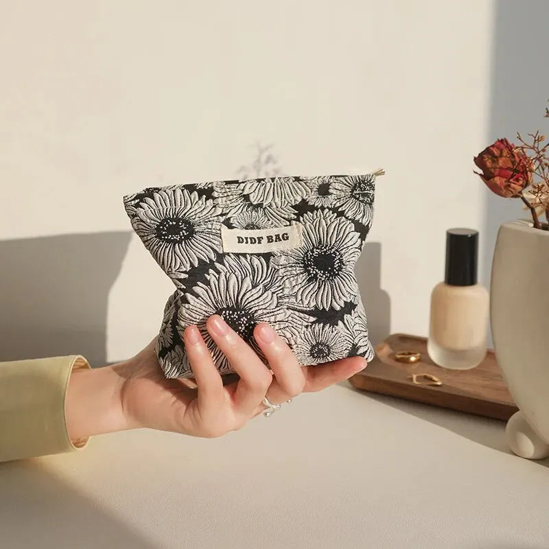 Stylish Work Outfits, Outfit Summer Ideas Soft Girl Floral Mini Makeup Bag Stylish Work Outfits, Outfit Summer Ideas Soft Girl Floral Mini Makeup Bag