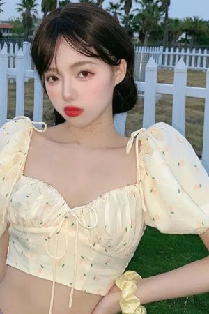 Stylish Work Outfits, Outfit Summer Ideas Soft Girl Floral Puff Sleeve Crop Top