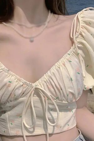 Stylish Work Outfits, Outfit Summer Ideas Soft Girl Floral Puff Sleeve Crop Top