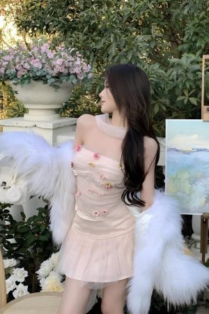 Stylish Work Outfits, Outfit Summer Ideas Soft Girl Flower Tube Top & Tulle Mini Skirt Two Piece Set