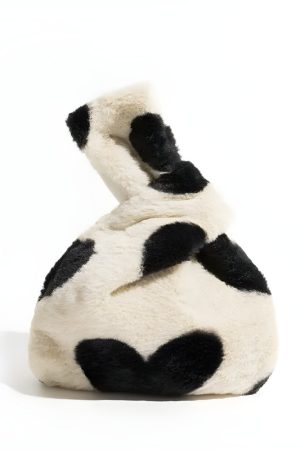 Stylish Work Outfits, Outfit Summer Ideas Soft Girl Heart Fluffy Wrist Bag