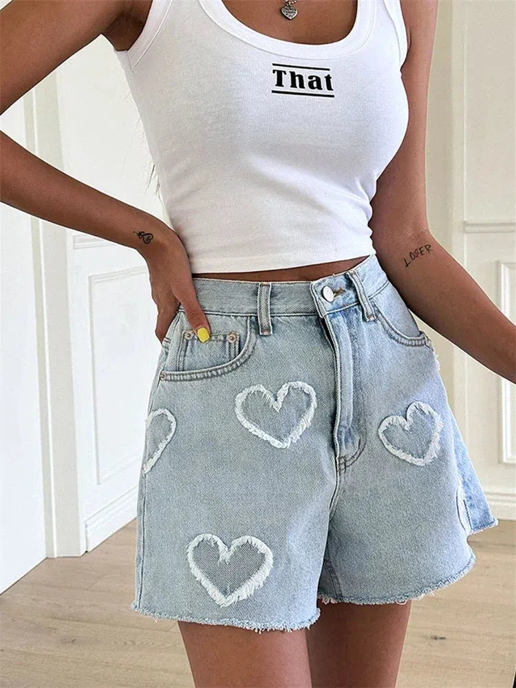 Stylish Work Outfits, Outfit Summer Ideas Soft Girl Heart Patch Denim Shorts Stylish Work Outfits, Outfit Summer Ideas Soft Girl Heart Patch Denim Shorts