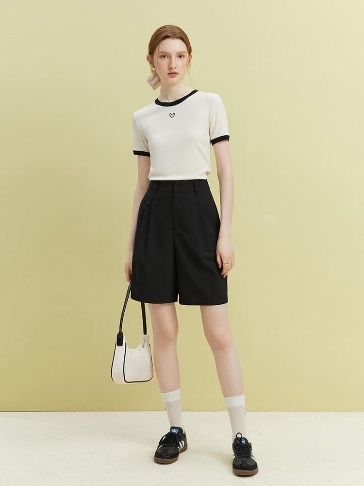 Stylish Work Outfits, Outfit Summer Ideas Soft Girl Minimal Heart Tee Stylish Work Outfits, Outfit Summer Ideas Soft Girl Minimal Heart Tee