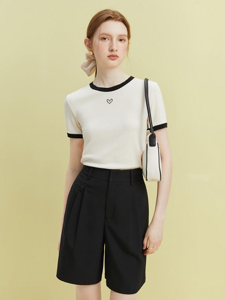 Stylish Work Outfits, Outfit Summer Ideas Soft Girl Minimal Heart Tee Stylish Work Outfits, Outfit Summer Ideas Soft Girl Minimal Heart Tee