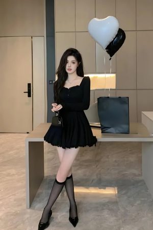 Stylish Work Outfits, Outfit Summer Ideas Soft Girl Sweetheart Neckline Mini Dress