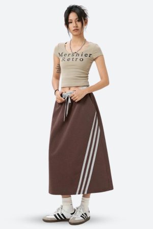 Stylish Work Outfits, Outfit Summer Ideas Sport Midi Skirt