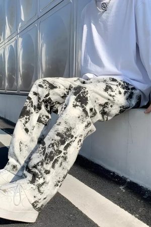 Stylish Work Outfits, Outfit Summer Ideas Spray Paint Straight Leg Jeans