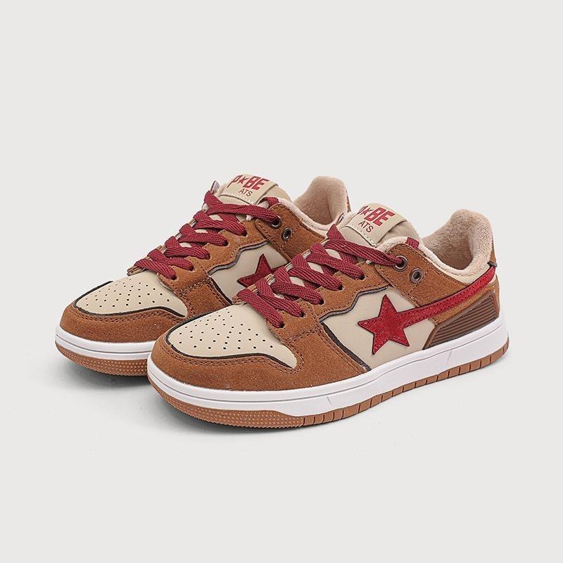 Stylish Work Outfits, Outfit Summer Ideas Star Embroidered Multicolor Sneakers Stylish Work Outfits, Outfit Summer Ideas Star Embroidered Multicolor Sneakers