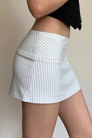 Stylish Work Outfits, Outfit Summer Ideas Striped Office Mini Skirt