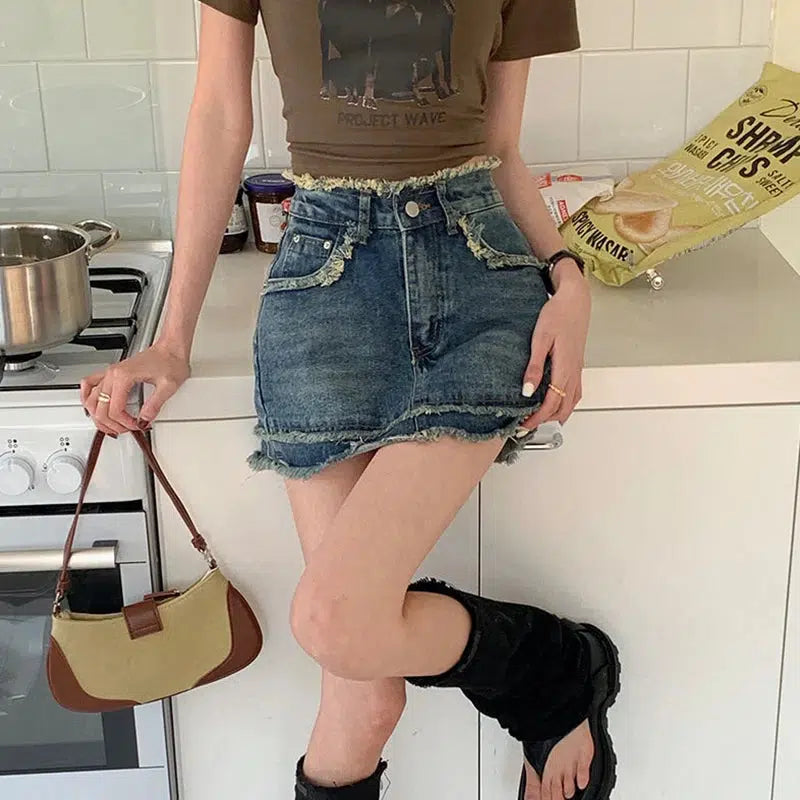 Stylish Work Outfits, Outfit Summer Ideas Tasseled Denim Mini Skort Stylish Work Outfits, Outfit Summer Ideas Tasseled Denim Mini Skort