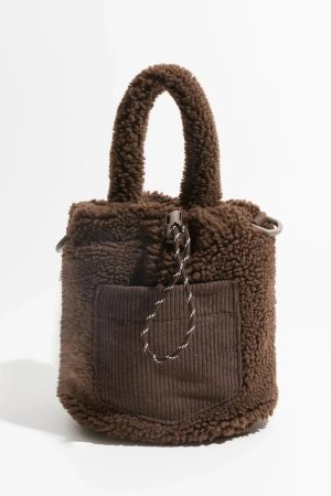 Stylish Work Outfits, Outfit Summer Ideas Teddy Pocket Bucket Bag