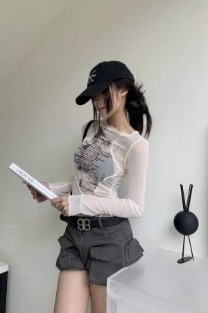 Stylish Work Outfits, Outfit Summer Ideas Text Print Sheer Mesh Top