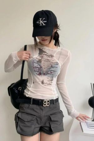 Stylish Work Outfits, Outfit Summer Ideas Text Print Sheer Mesh Top