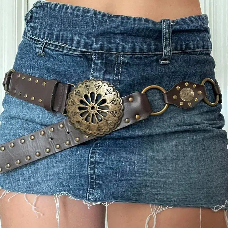 Stylish Work Outfits, Outfit Summer Ideas Vintage Ethnic Designed Buckle Belt