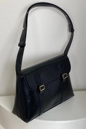 Stylish Work Outfits, Outfit Summer Ideas Vintage Faux Leather Messenger Bag