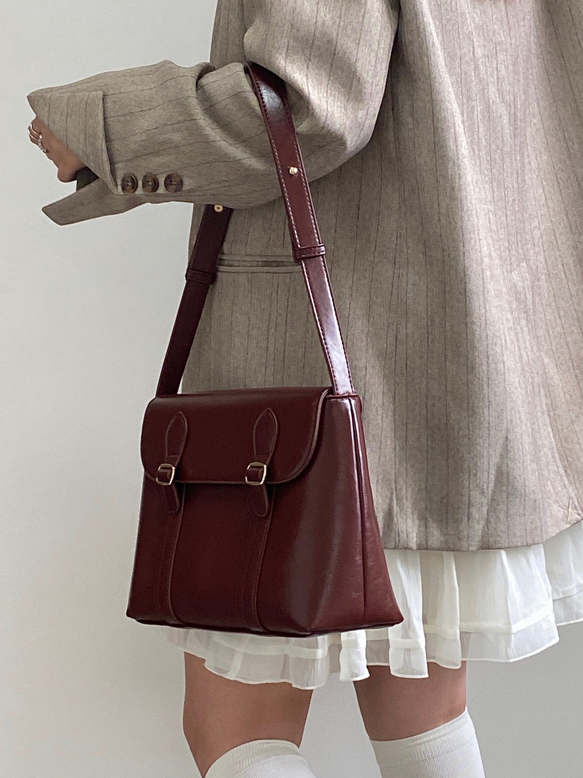 Stylish Work Outfits, Outfit Summer Ideas Vintage Faux Leather Messenger Bag Stylish Work Outfits, Outfit Summer Ideas Vintage Faux Leather Messenger Bag