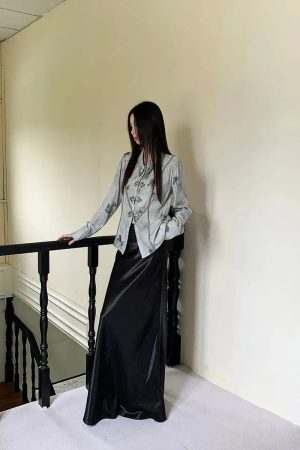 Stylish Work Outfits, Outfit Summer Ideas Vintage Floral Saddle Buckle Shirt