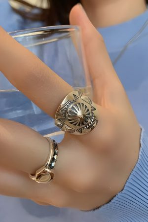 Stylish Work Outfits, Outfit Summer Ideas Vintage Ring Set