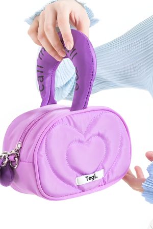Stylish Work Outfits, Outfit Summer Ideas Weirdcore Heart Puffer Handbag