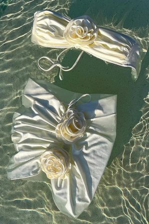 Stylish Work Outfits, Outfit Summer Ideas White Rose Three Piece Bikini Set