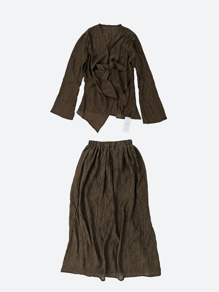 Stylish Work Outfits, Outfit Summer Ideas Wrap Around Blouse & Maxi Skirt Two Piece Set Stylish Work Outfits, Outfit Summer Ideas Wrap Around Blouse & Maxi Skirt Two Piece Set