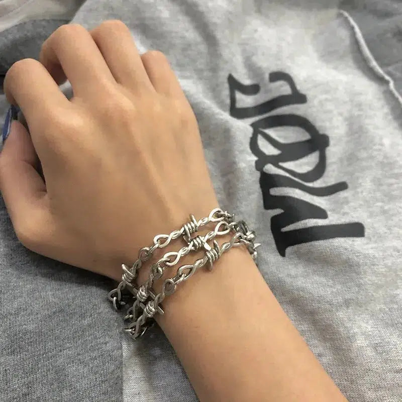 Stylish Work Outfits, Outfit Summer Ideas Y2K Barbed Wire Necklace Stylish Work Outfits, Outfit Summer Ideas Y2K Barbed Wire Necklace