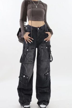 Stylish Work Outfits, Outfit Summer Ideas Y2K Belted Dark Wash Cargo Jeans