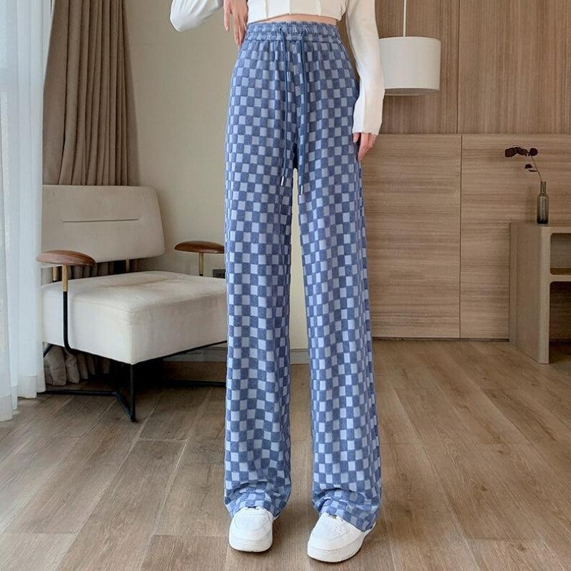 Stylish Work Outfits, Outfit Summer Ideas Y2K Checkered Sweatpants Stylish Work Outfits, Outfit Summer Ideas Y2K Checkered Sweatpants