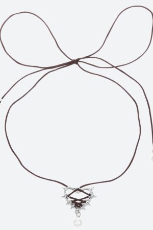 Stylish Work Outfits, Outfit Summer Ideas Y2K Coquette Barbed Heart Bow Tie Necklace