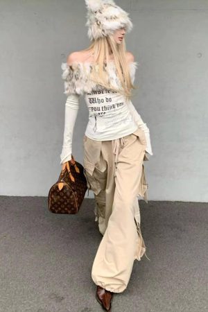 Stylish Work Outfits, Outfit Summer Ideas Y2K Faux Fur Collar Top