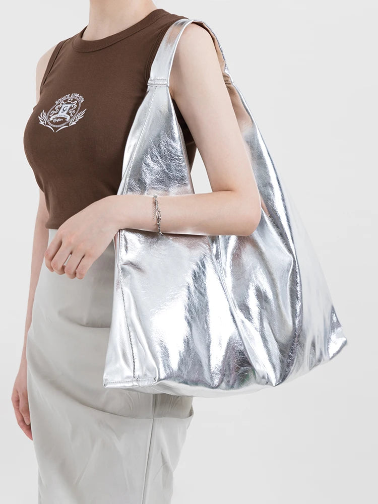 Stylish Work Outfits, Outfit Summer Ideas Y2K Faux Patent Leather Hobo Bag