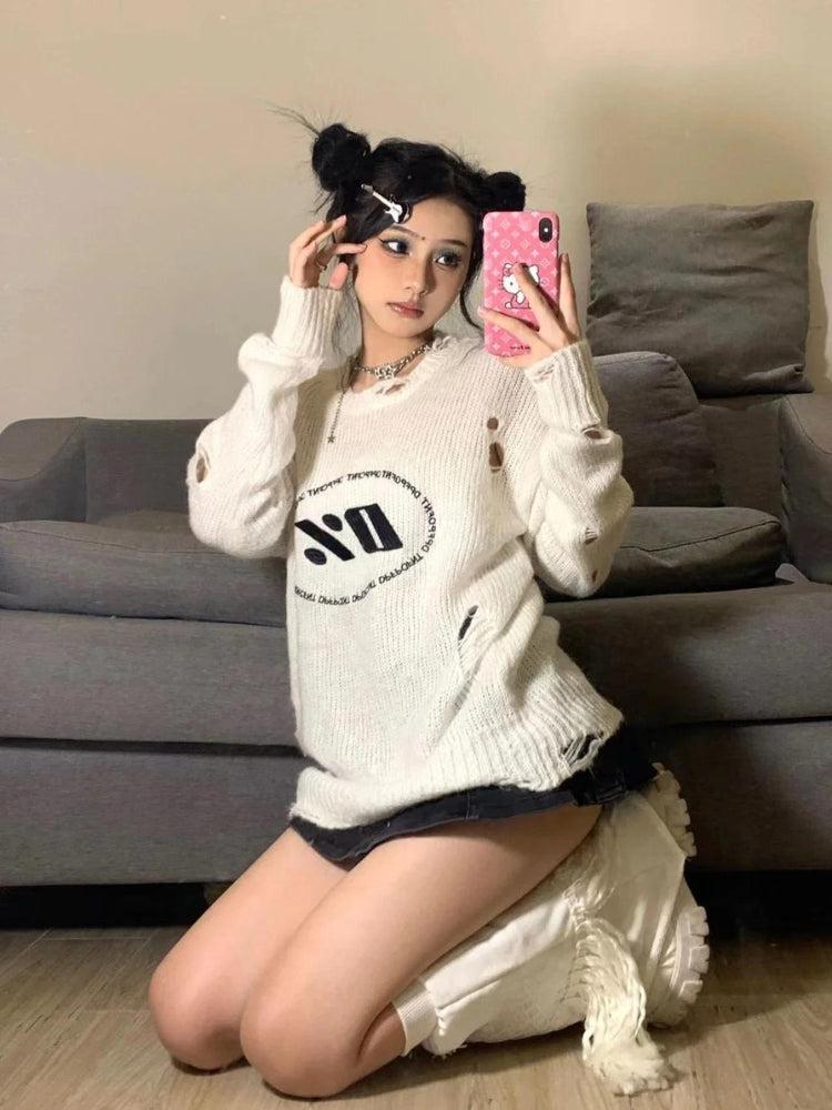 Stylish Work Outfits, Outfit Summer Ideas Y2K Grunge Distressed Knitted Sweater