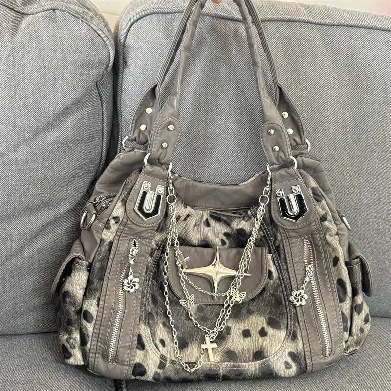 Stylish Work Outfits, Outfit Summer Ideas Y2K Leopard Faux Fur Bag