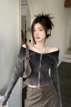 Stylish Work Outfits, Outfit Summer Ideas Y2K Off Shoulder Cardigan