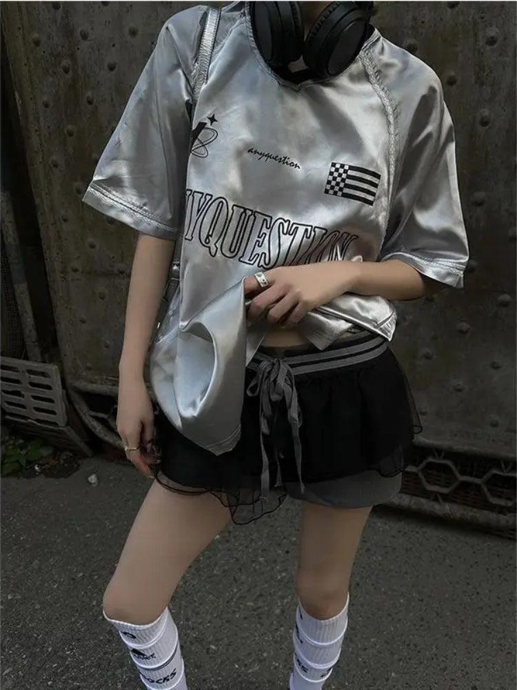 Stylish Work Outfits, Outfit Summer Ideas Y2K Silver Oversized Tee Stylish Work Outfits, Outfit Summer Ideas Y2K Silver Oversized Tee