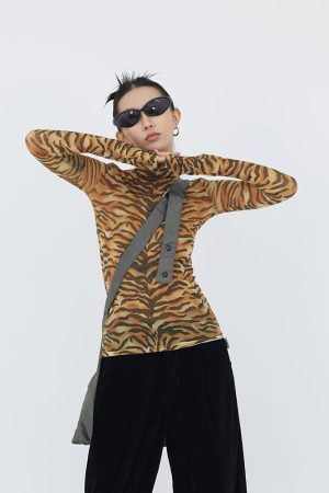 Stylish Work Outfits, Outfit Summer Ideas Y2K Tiger Mesh Top