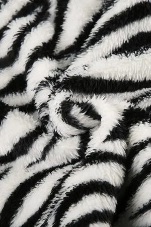 Stylish Work Outfits, Outfit Summer Ideas Zebra Fluffy Mini Skirt