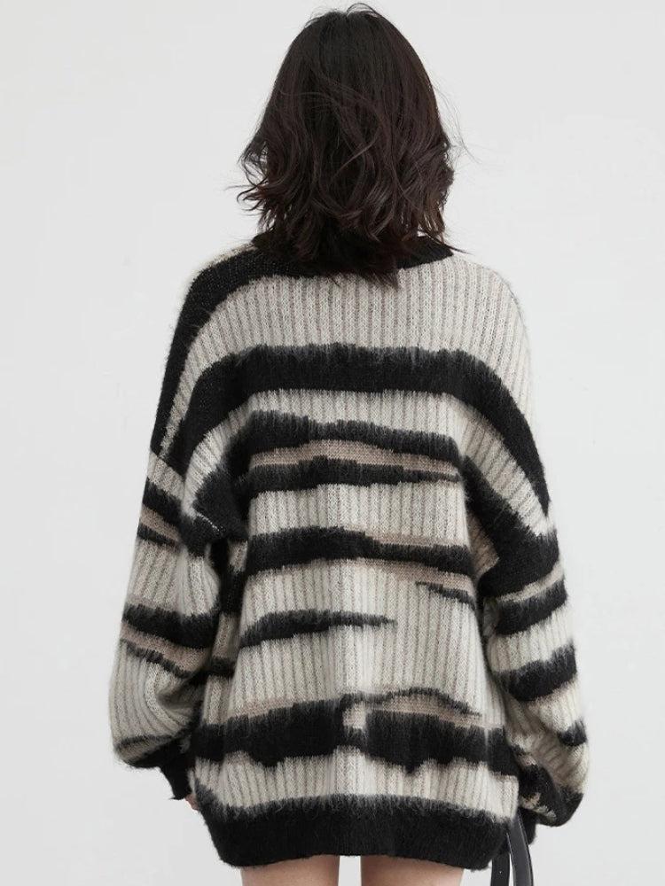 Stylish Work Outfits, Outfit Summer Ideas Zebra Knitted Sweater Stylish Work Outfits, Outfit Summer Ideas Zebra Knitted Sweater