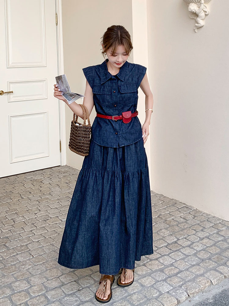 Summer 2025 Retro Denim Two-Piece Skirt Set for Women with Slimming Design and Small Flying Sleeves - Hong Kong Style